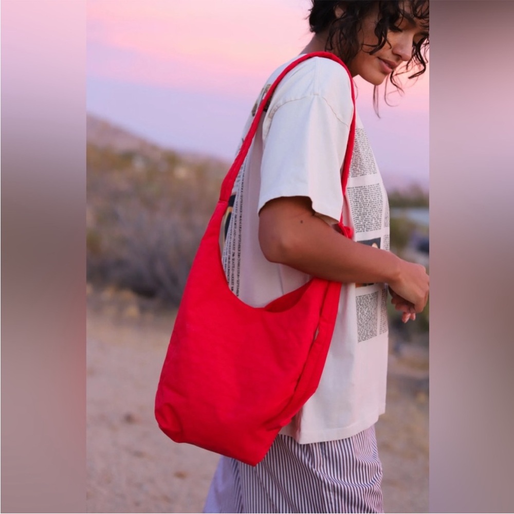 BAGGU Small Nylon Sling Bag in Candy Apple Red - Picture 6 of 8